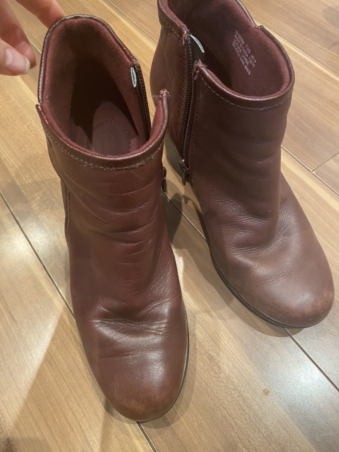 Clarks boots size 7.5 image indicator(3)