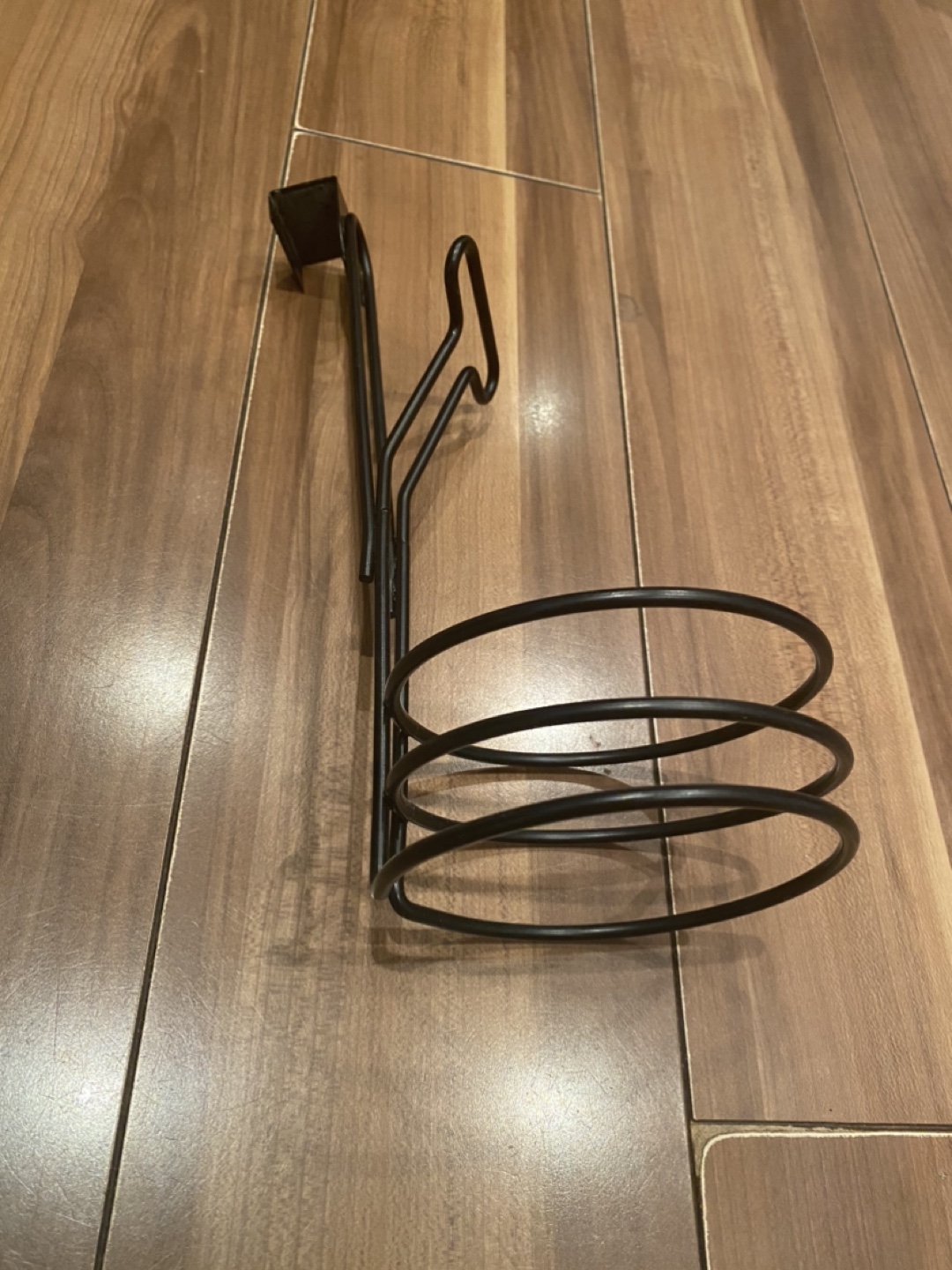 Hanger for hair dryer image indicator(2)