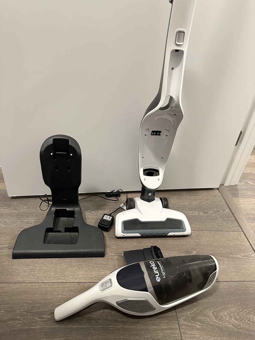 Wireless vacuum thumbnail