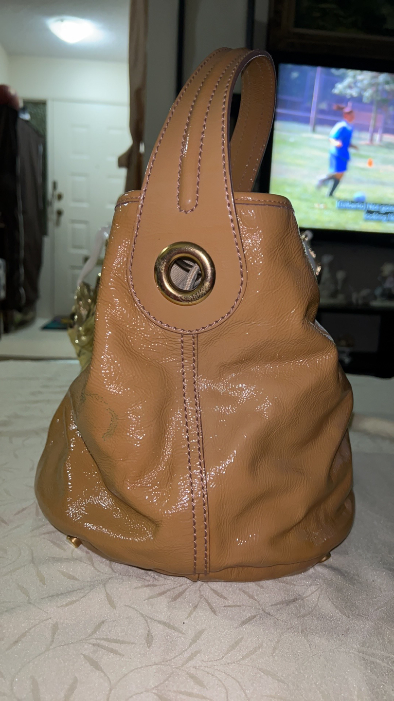 Authentic YSL patent Capri Bag - photo 4