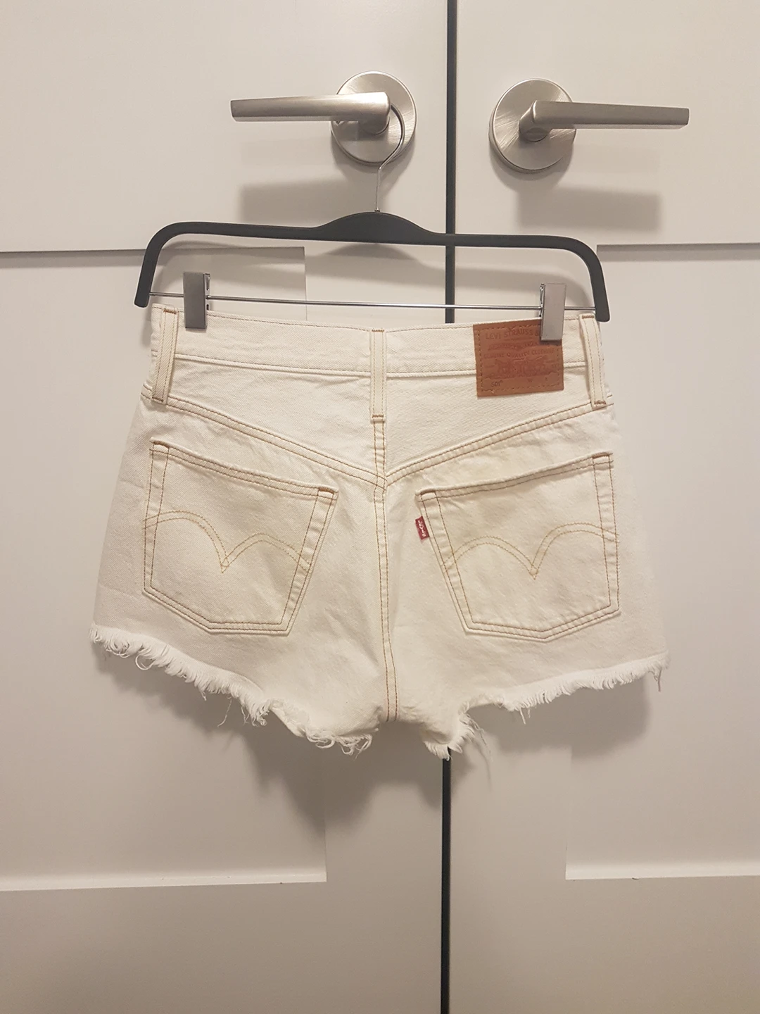 Levi's 501 denim shorts image indicator(2)