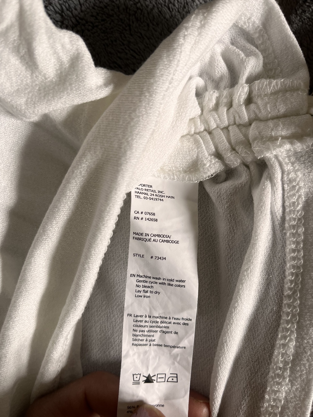 White women’s top w/ FREE pink top image indicator(5)