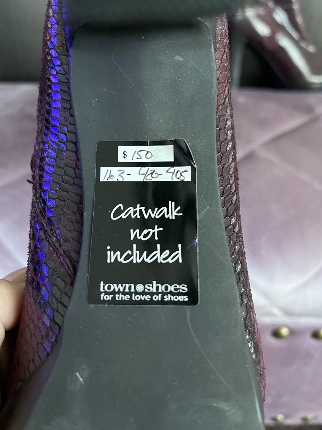 Tall high heeled wine-red/black imitation snake skin boots image indicator(5)