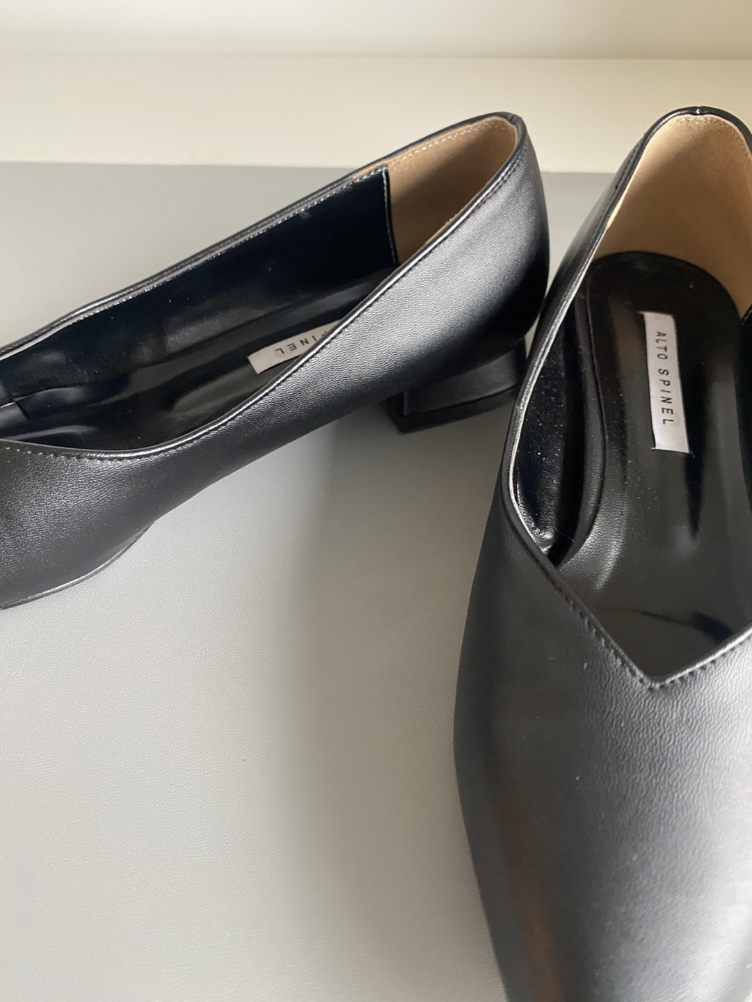 Black Low heel flat size 7 image indicator(2)