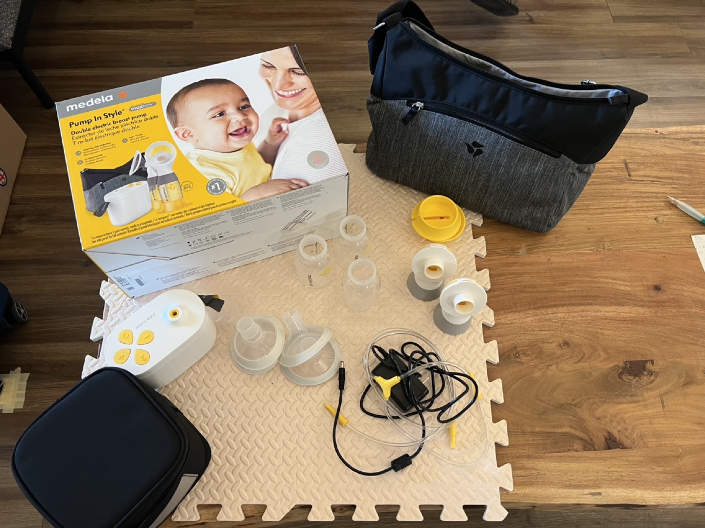 Medela Pump in Style breast pump #freecycle - photo 2