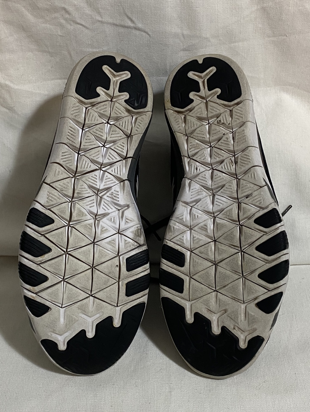 Nike Sneakers Runners Black Size 9 image indicator(6)