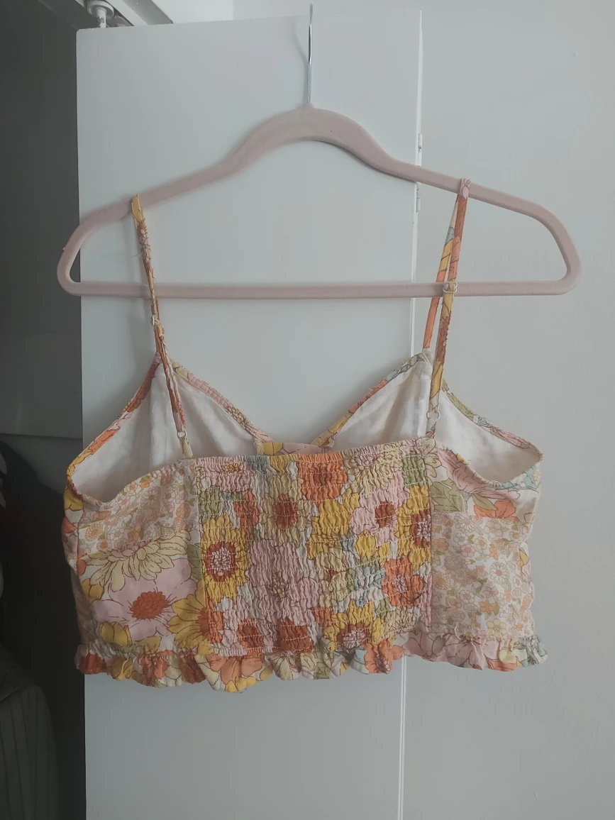 🌼 American Eagle Summer Crop 🌼 Size L image indicator(2)