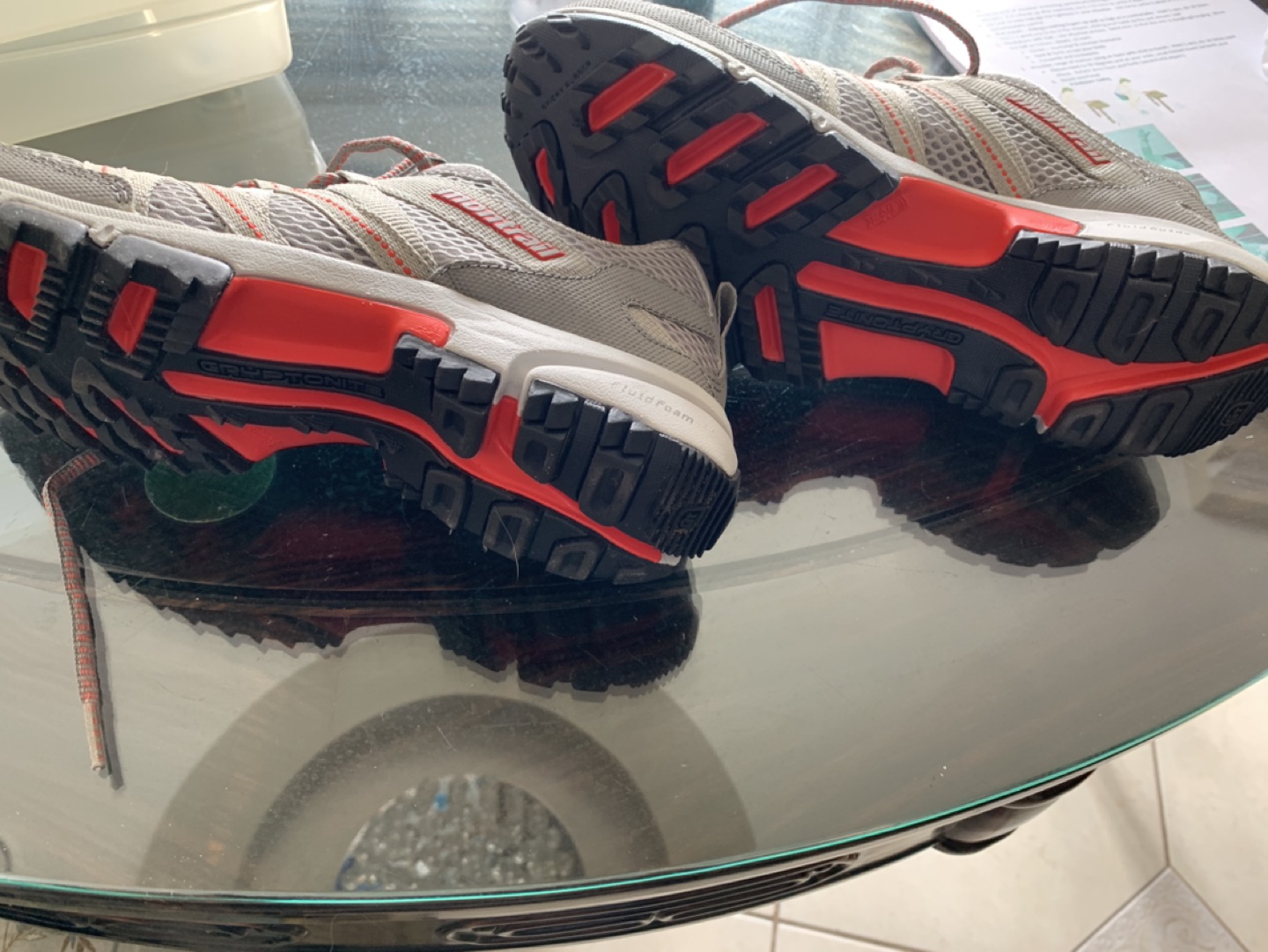 Hiking shoes Size 10 image indicator(2)