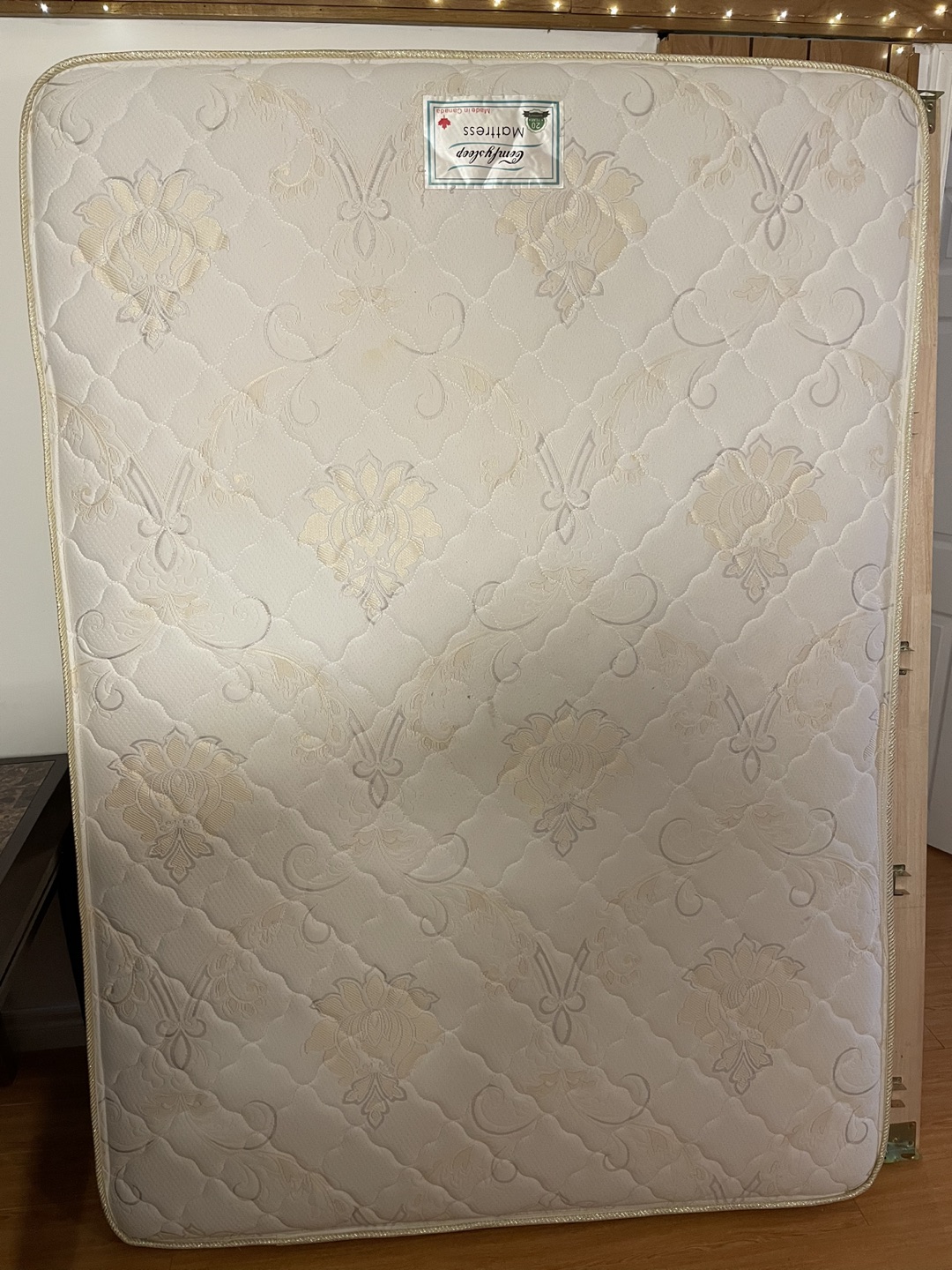 Queen Size Mattress & Queen Bed Frame