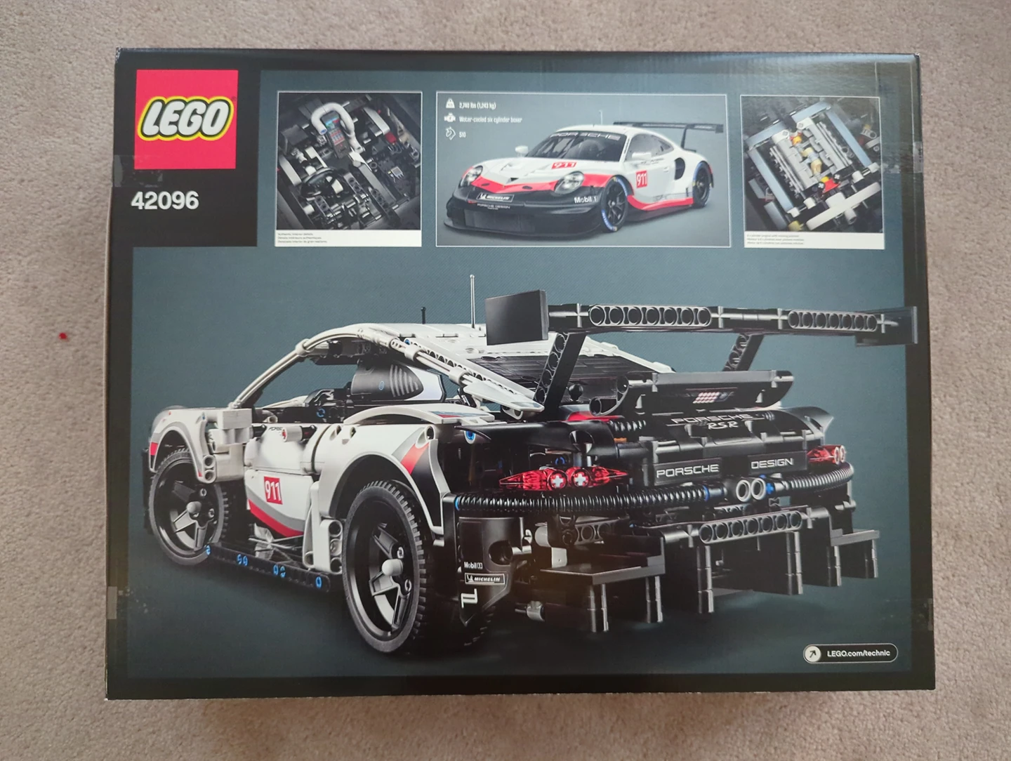 Brand New in Box LEGO Technic Porsche 911 RSR 42096 - photo 2