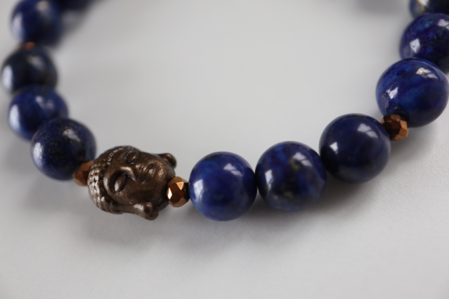 Handmade lapis lazuli Buddha bracelet - photo 2