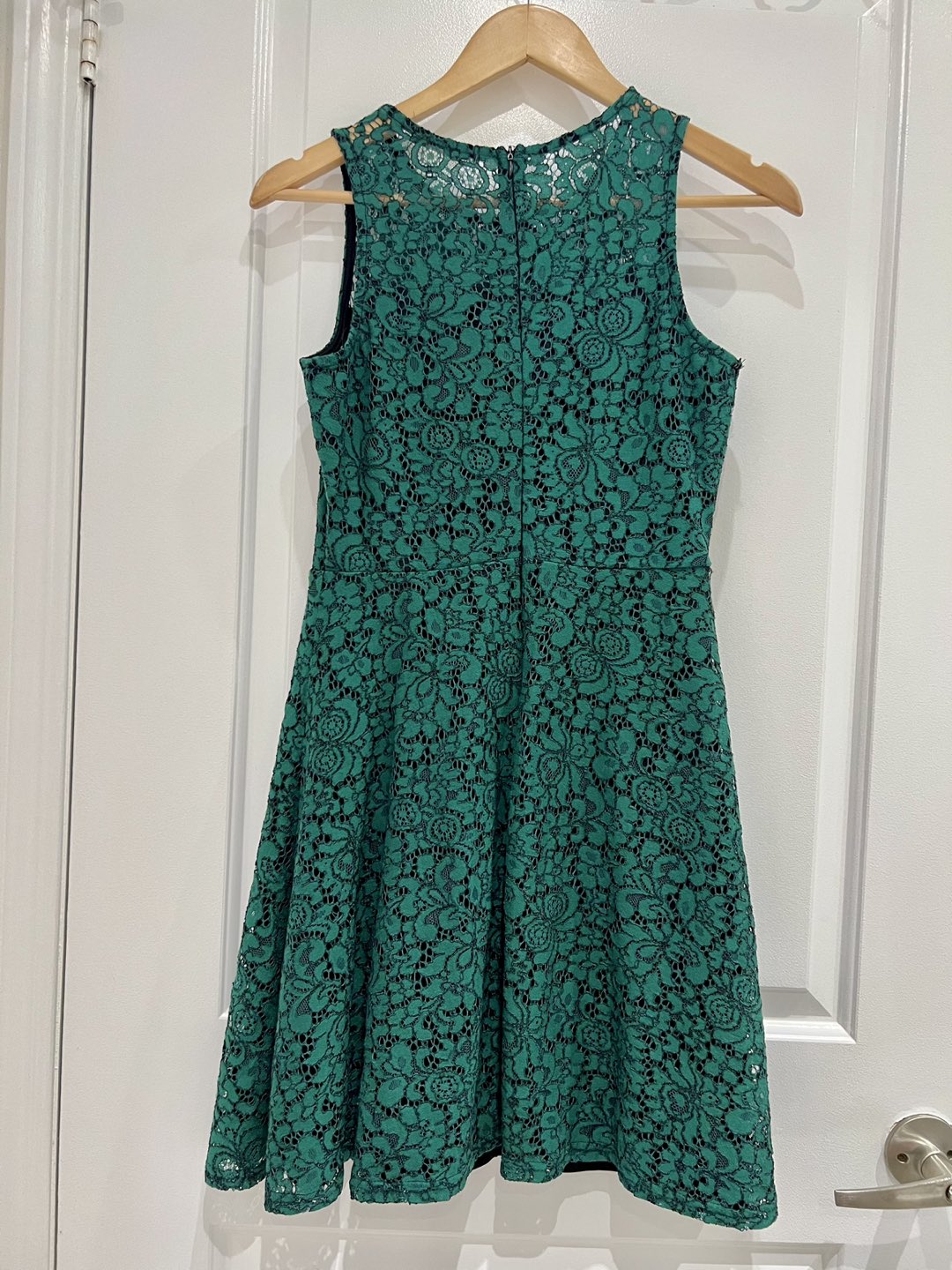 Green Lace Dress - Suzy Shier image indicator(2)