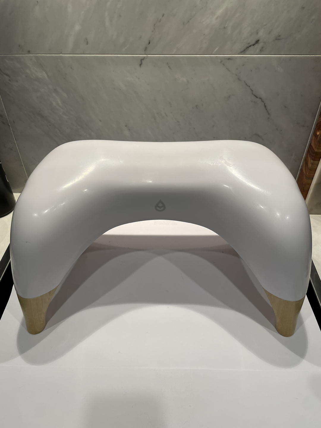 Tushy toilet bench thumbnail