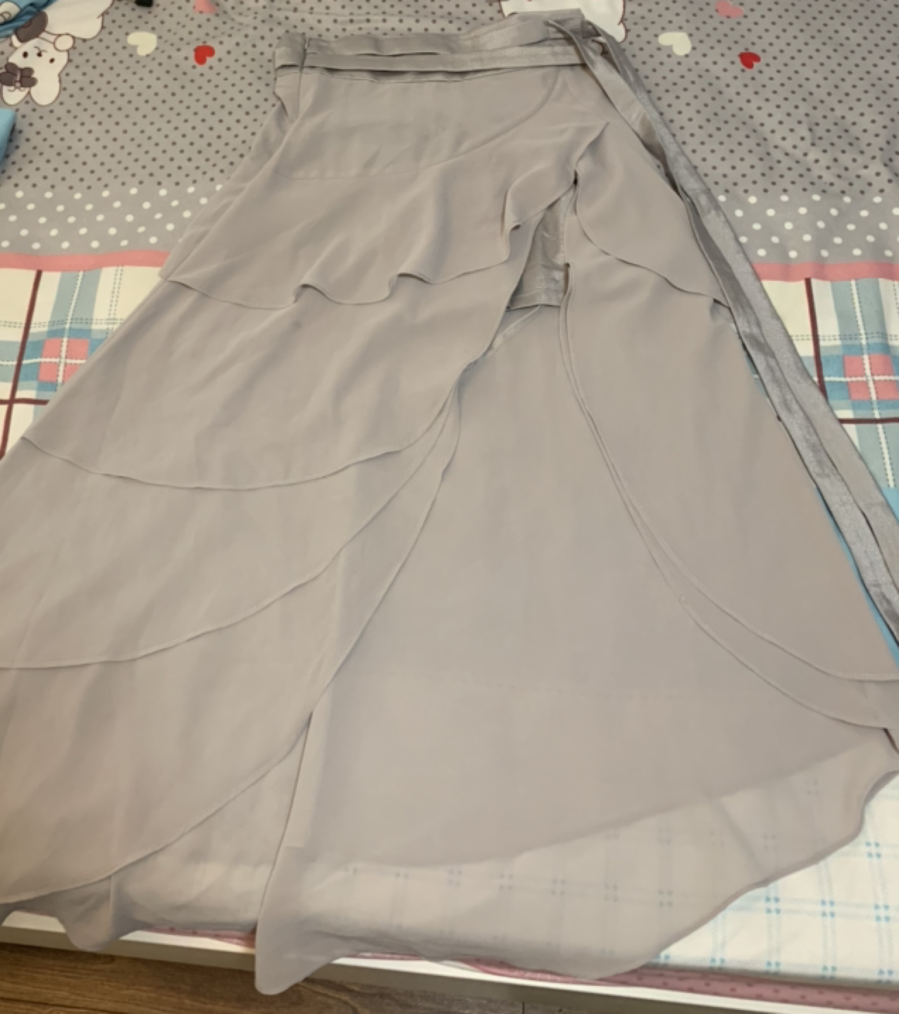 Slitted Long skirt thumbnail