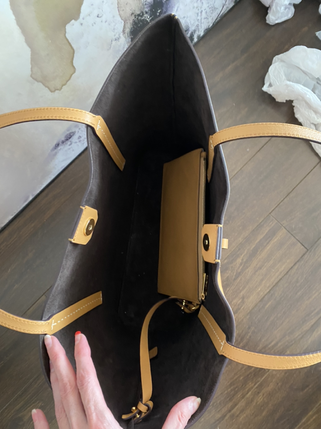 Michael Kors purse from 2021 collection from Holts image indicator(3)