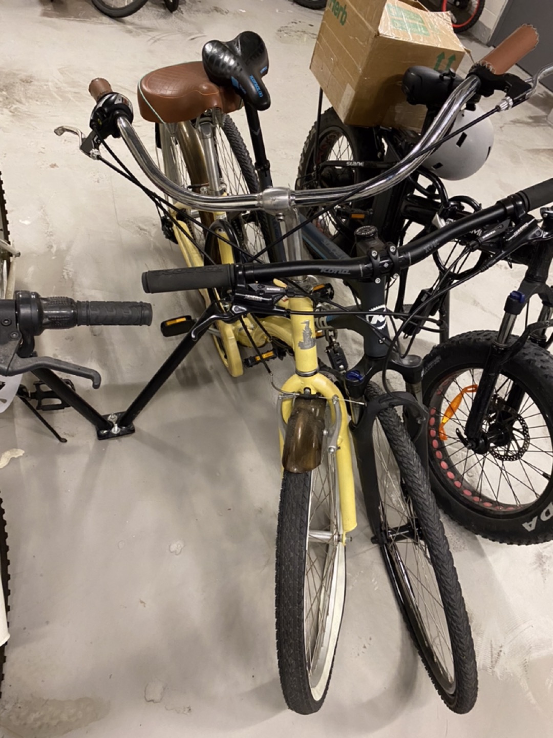 2 great bikes ☺️ yellow and blue. Almost new - photo 4