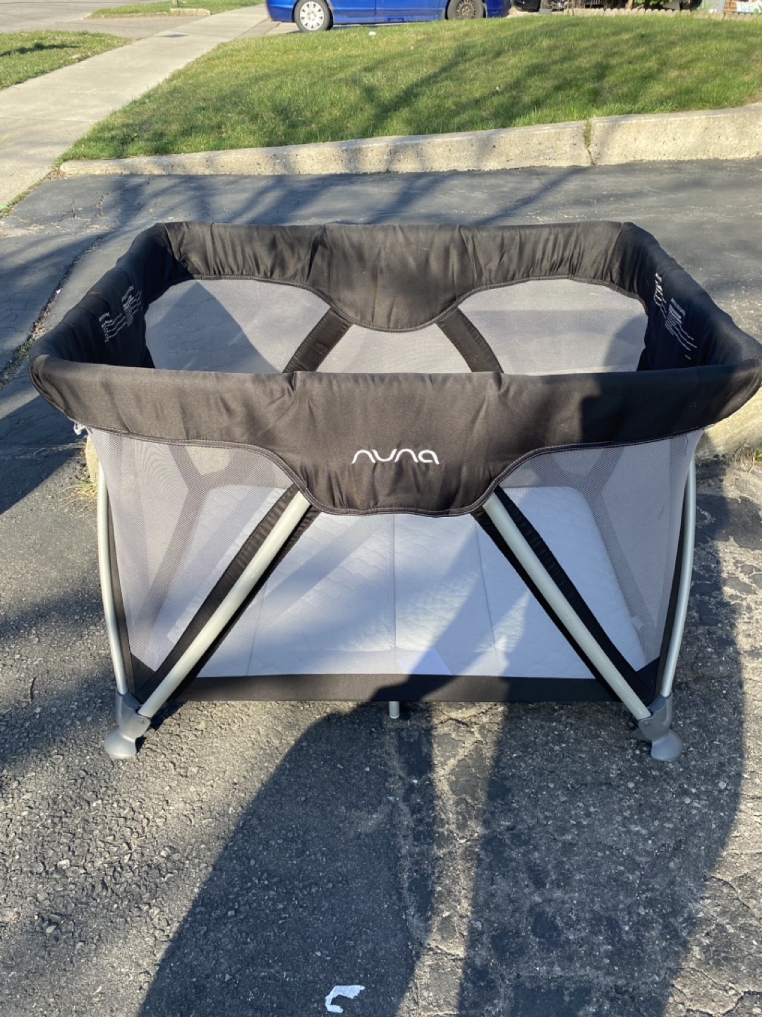 Nuna Playard