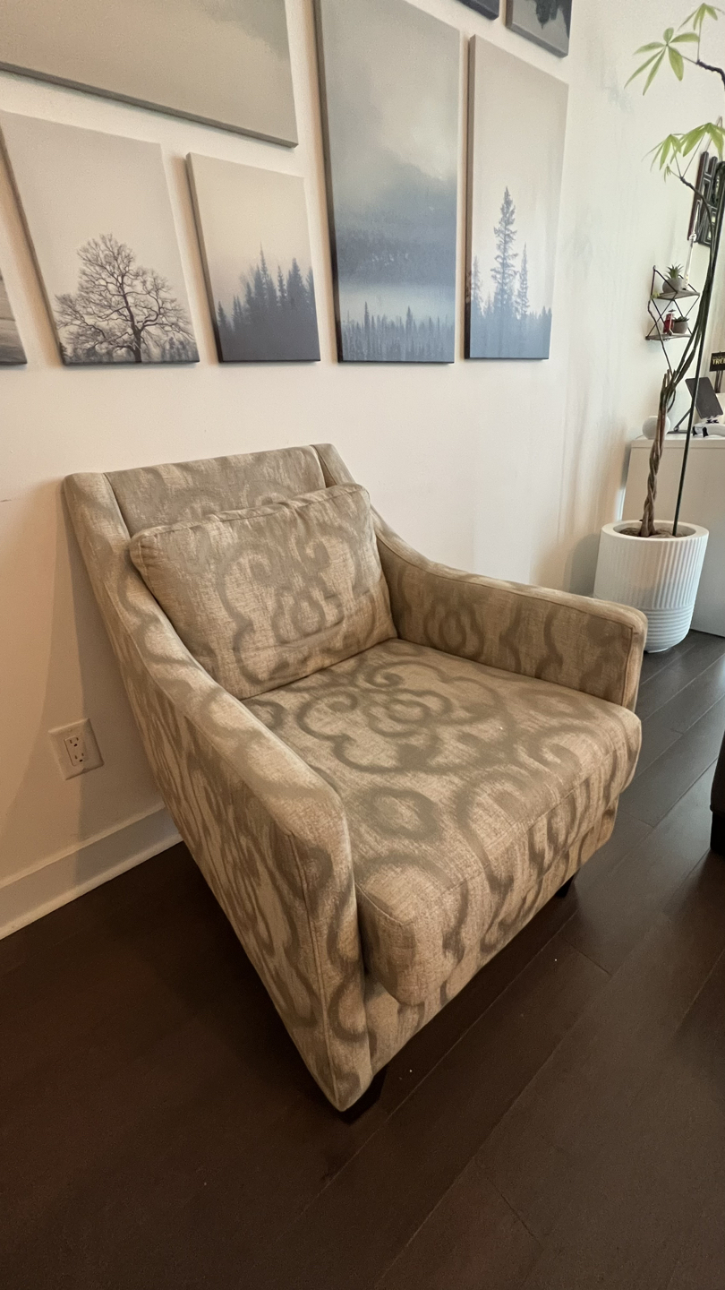 Armchair thumbnail