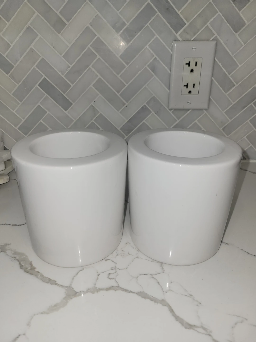 planters set of 2