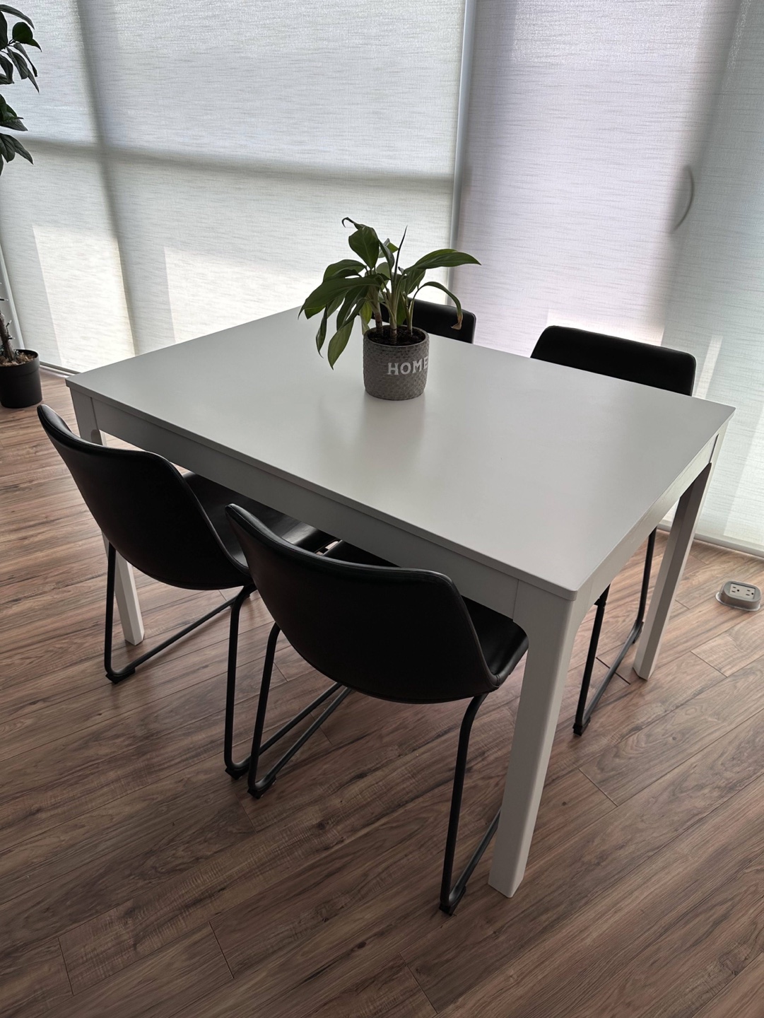 Extendable dining table - IKEA Ekedalen
