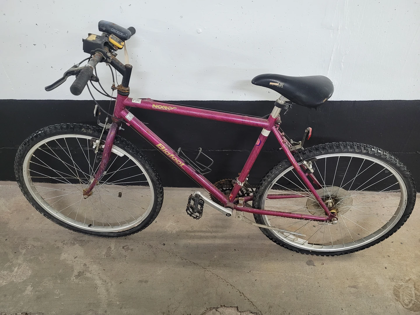 Bicycle for parts / repairs