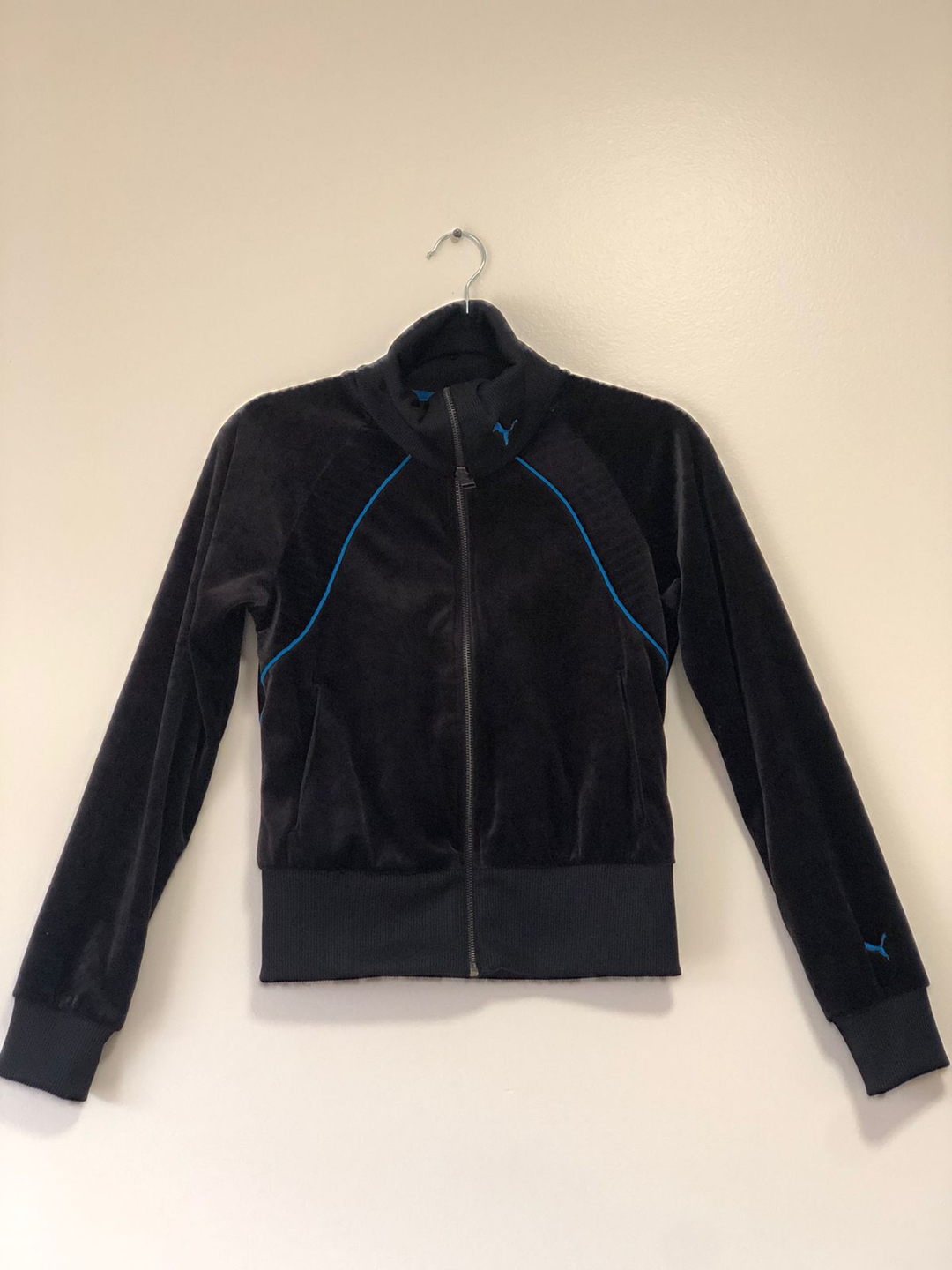 Puma, black, velvet, turtle neck, frontal zipper, size XS. thumbnail