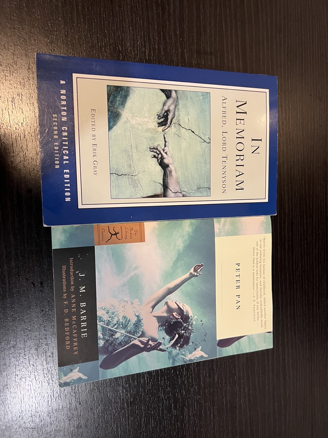 Books image indicator(5)