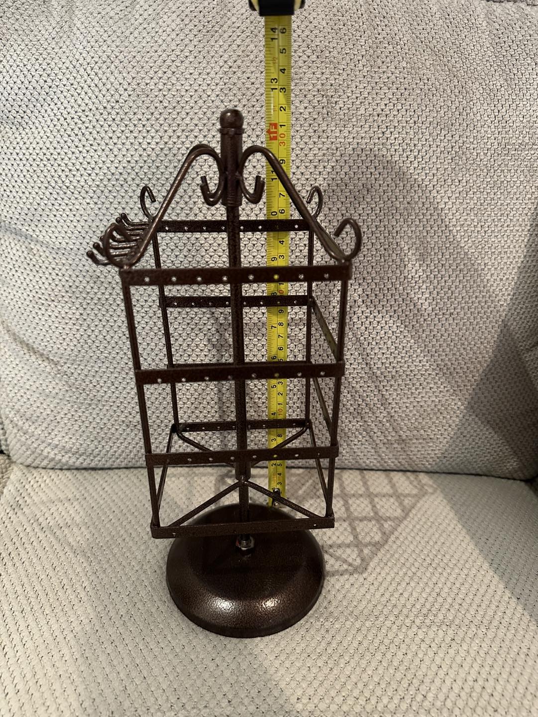 Bronze spinning jewelry stand #freecycle - photo 2