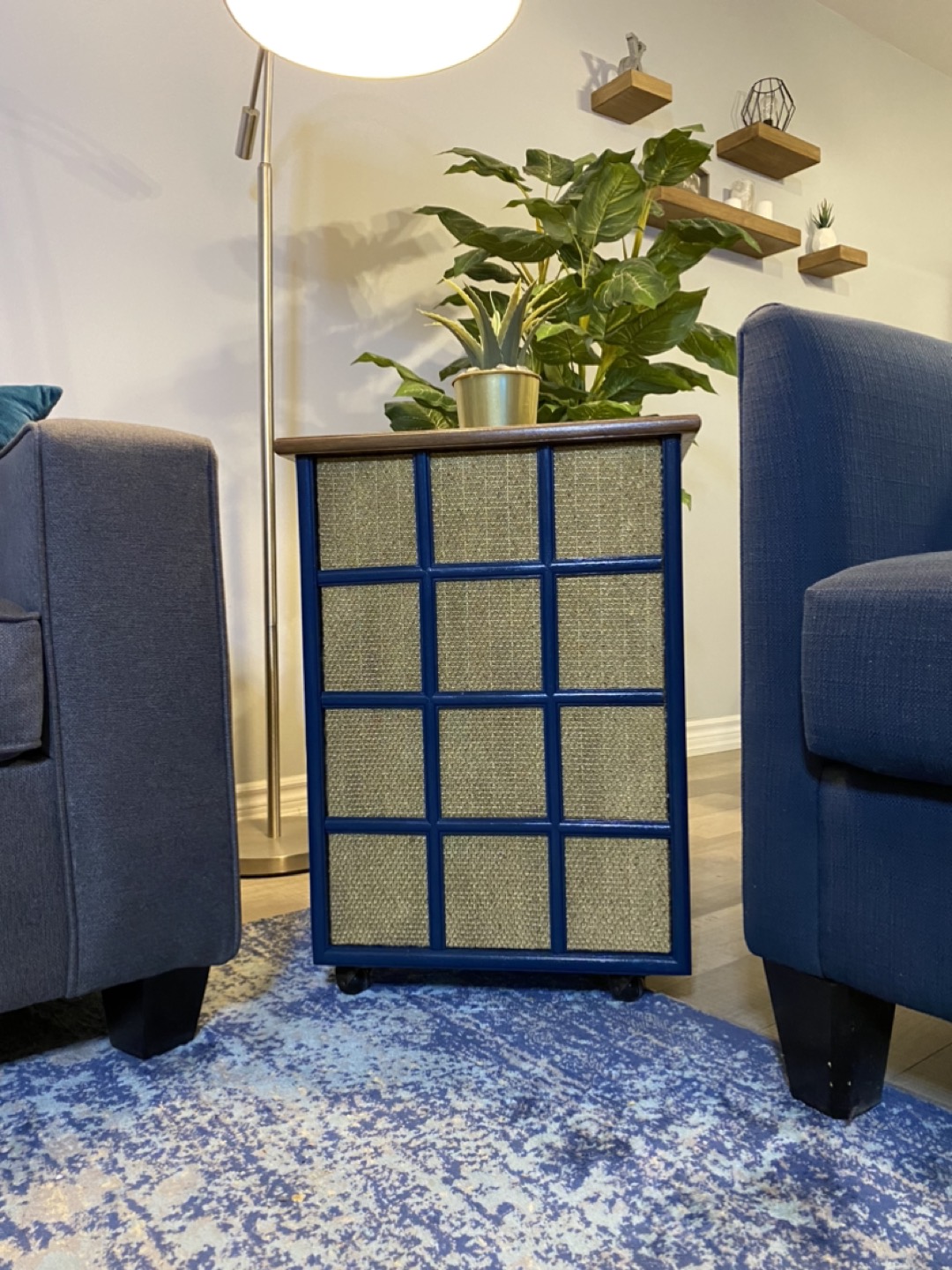Vintage Side Table & Wine Cart - photo 2