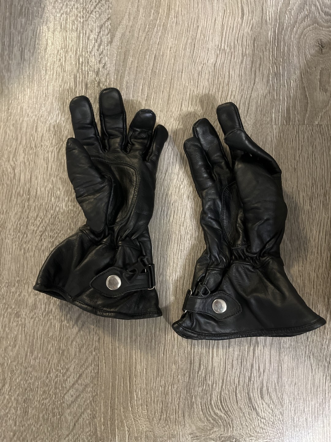 Women’s XS Motorcycle Helmet & Gloves - photo 3