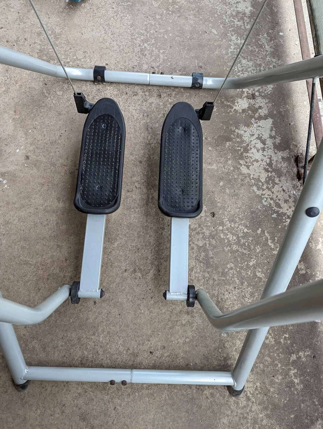 Easy 'Gazelle Edge' Glide Strider Exercise Equipment - photo 2