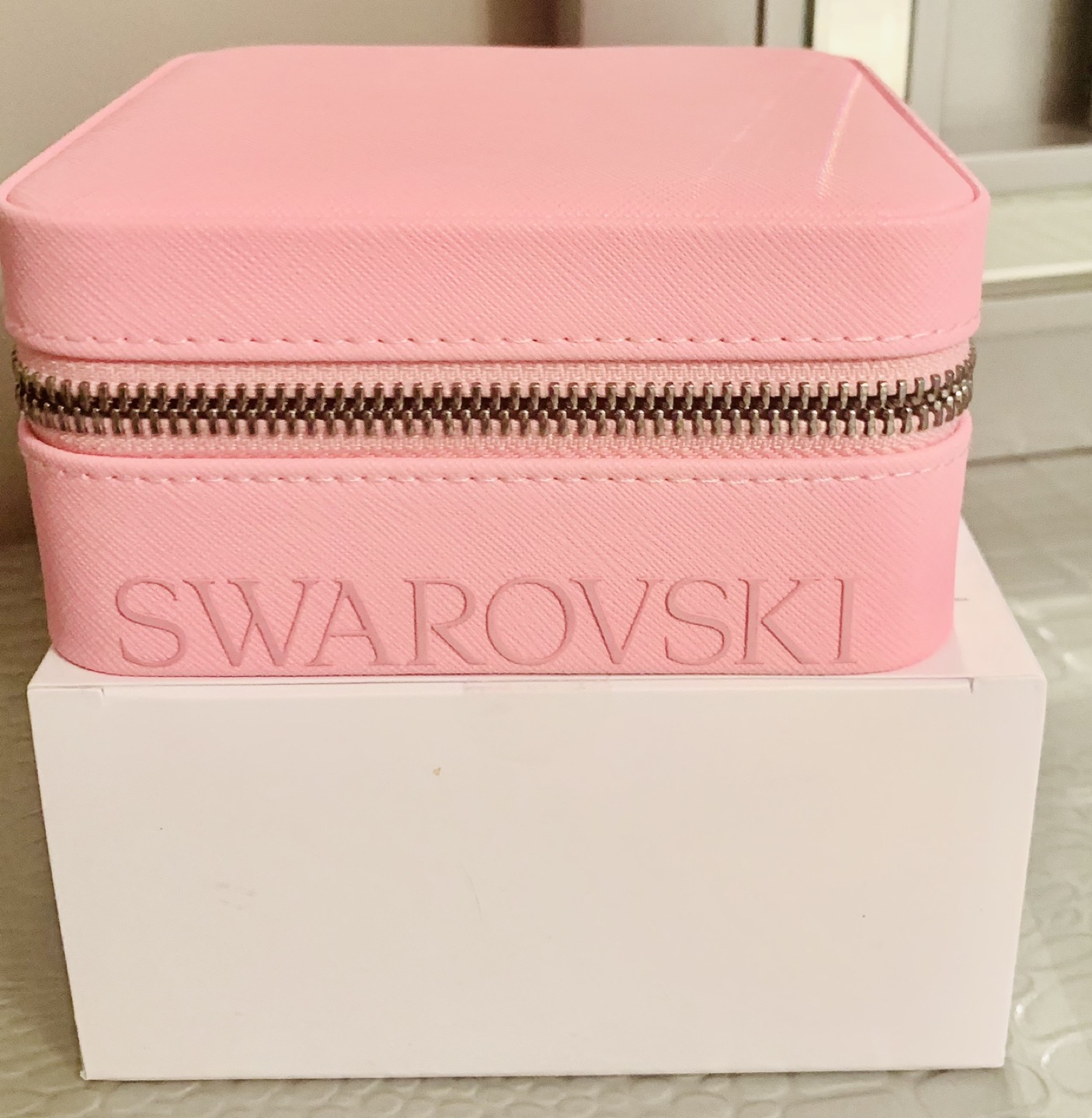 Iconic Swan Swarovski Pink Travel Jewelry Box