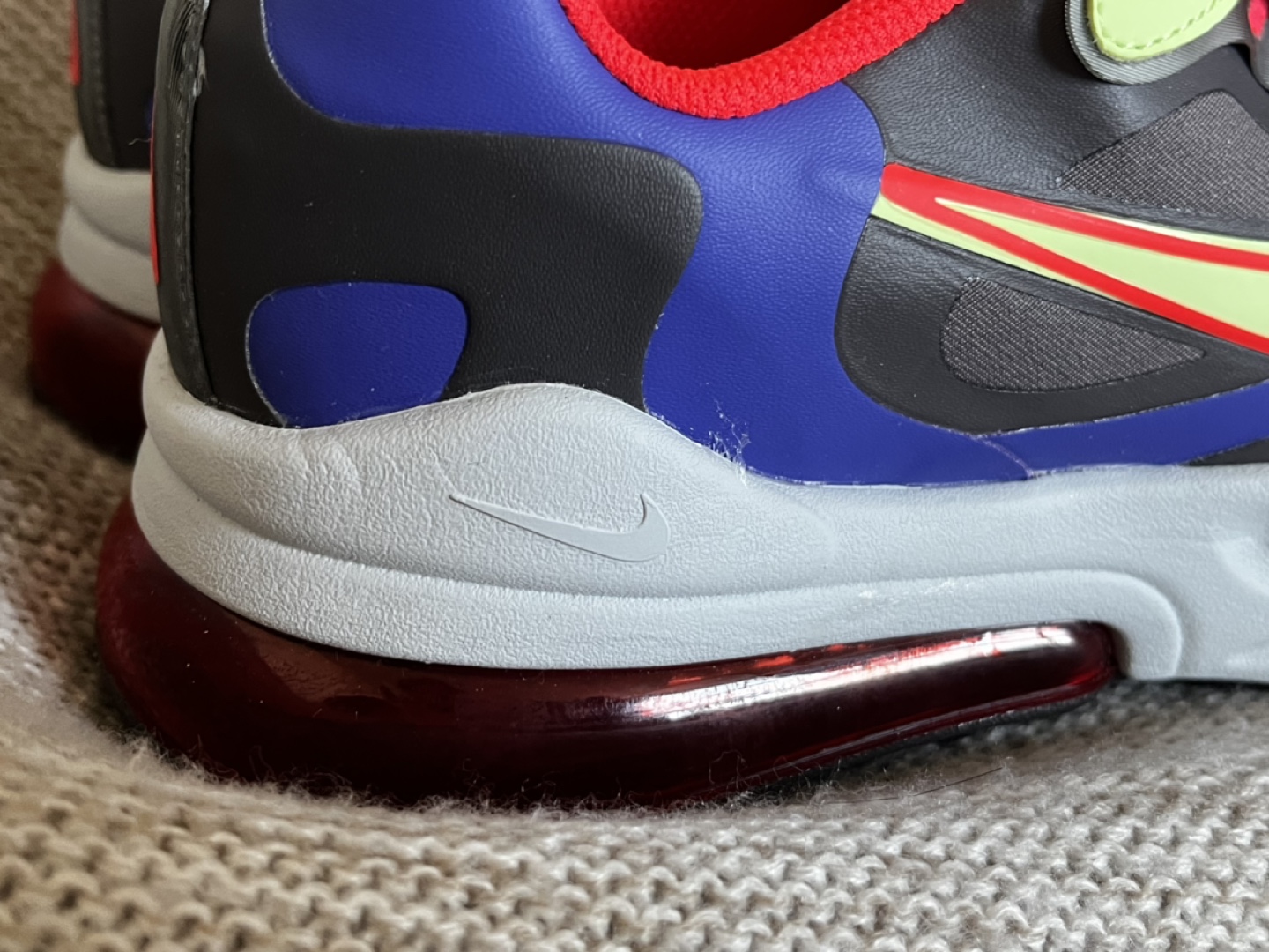 NIKE AIR MAX  270 REACT  7Y / 8.5 W - photo 4