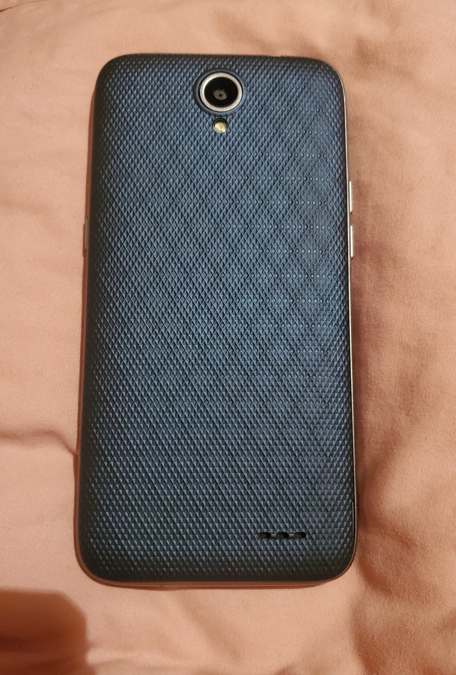 Brand New ZTE Phone - photo 3