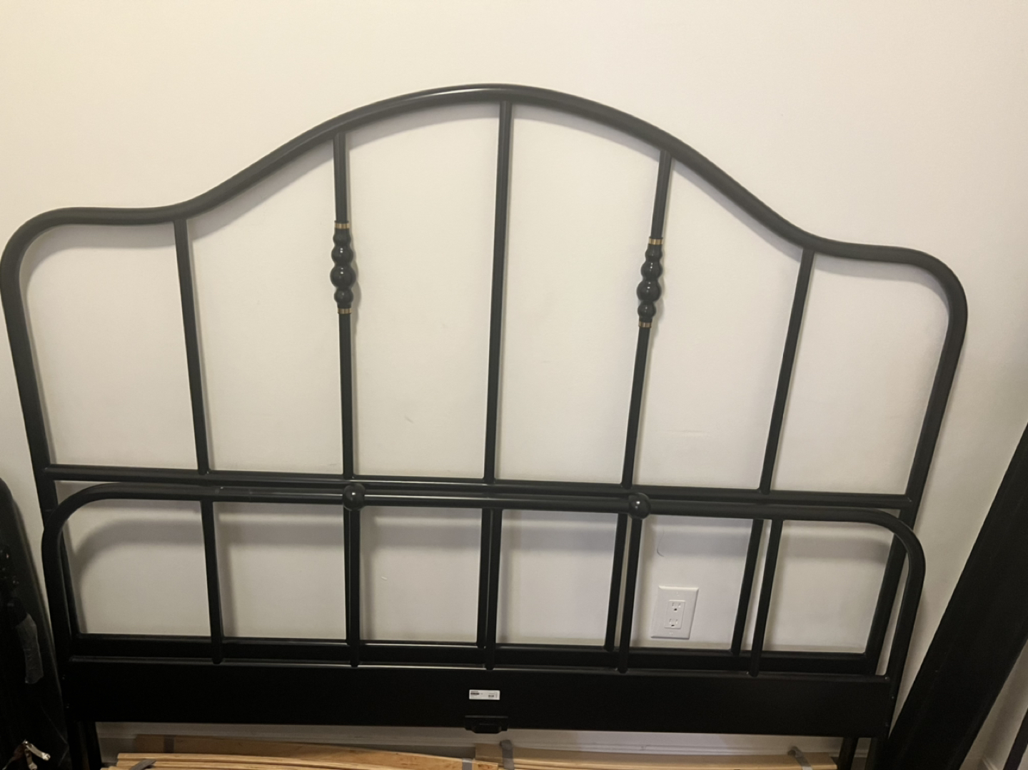 IKEA black metal bed with slats - photo 4
