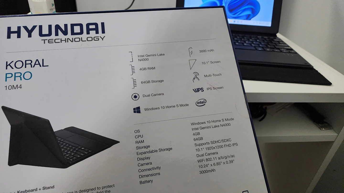 Convertible Laptop / Tablet - photo 2