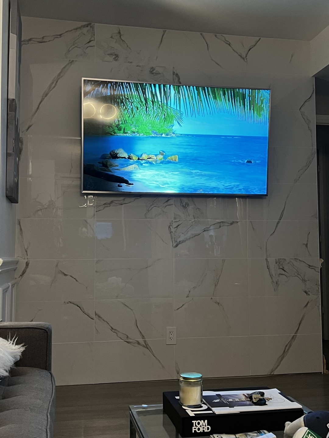 65” Samsung UHD TV - Backlight issue image indicator(3)