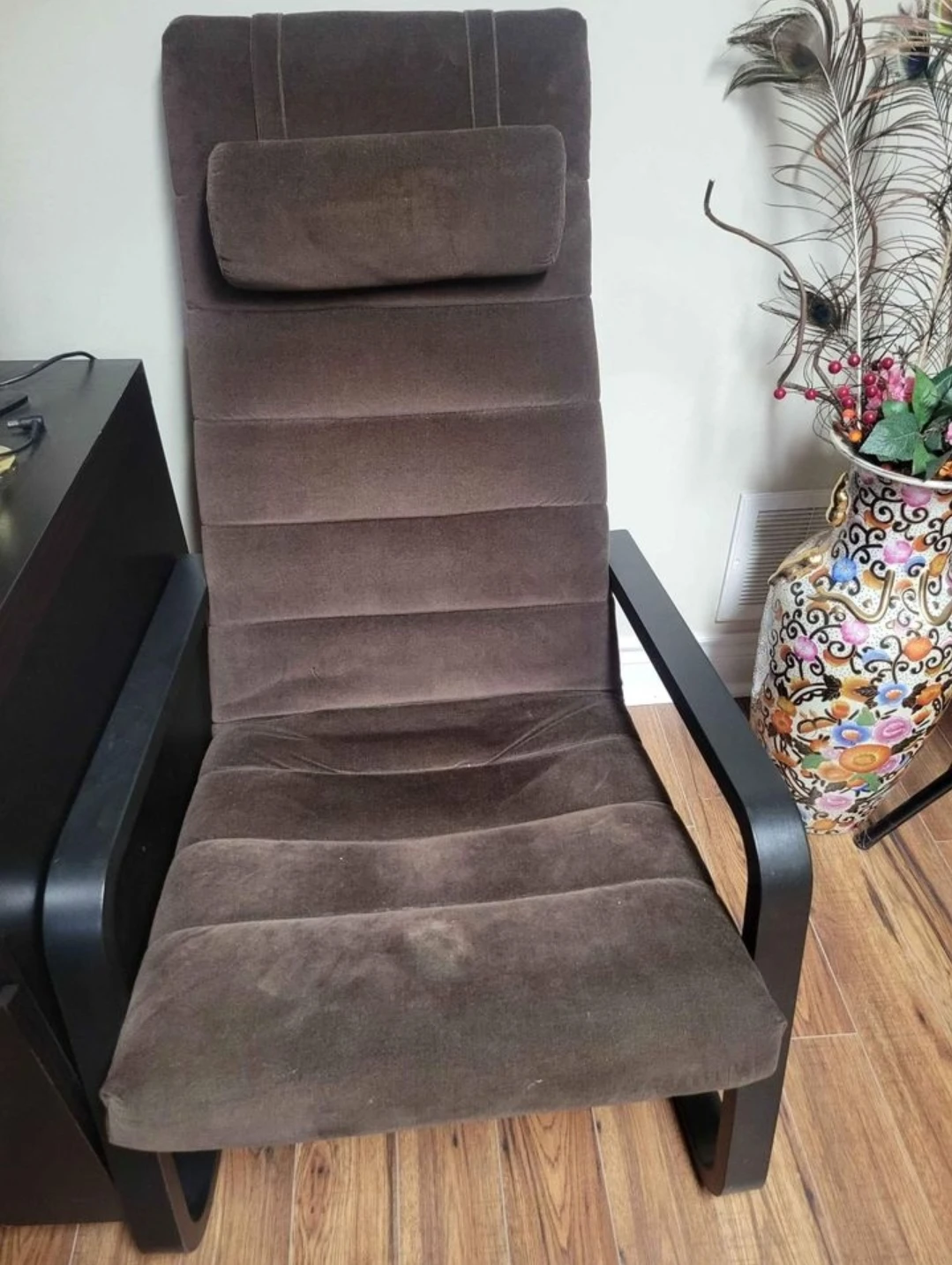 chair thumbnail