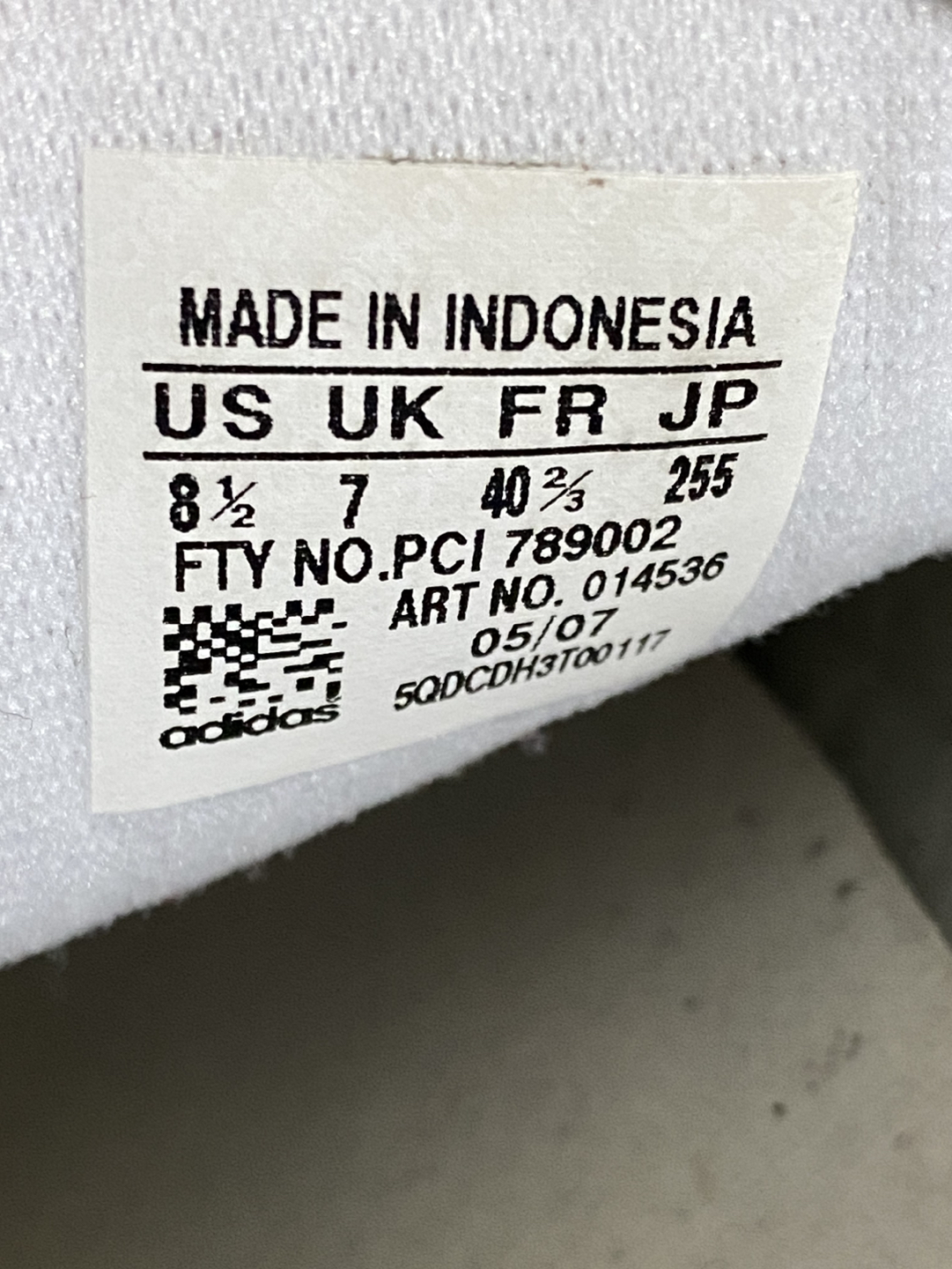 Adidas Okapi Sneakers Runners Size 8.5 image indicator(7)