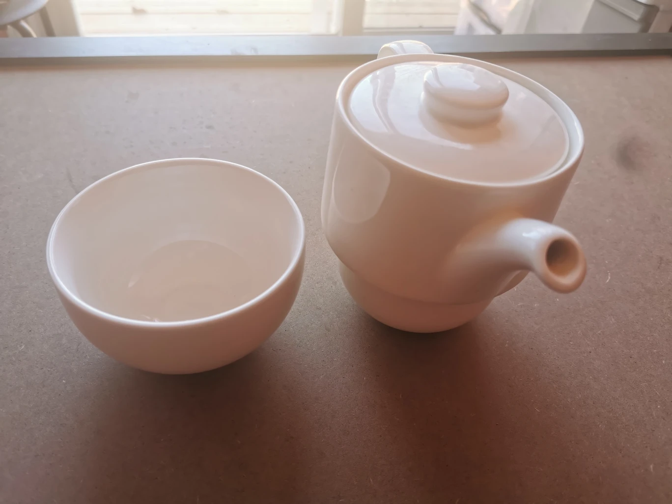David's Tea - Small White Tea Pot and Cup Set thumbnail