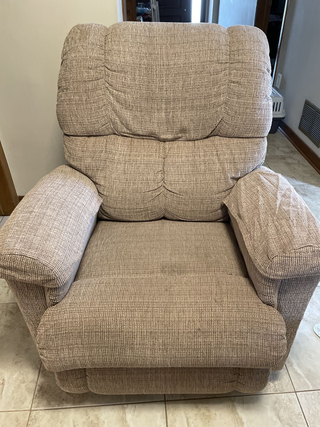 A chair as comfortable as Frasier’s Dad’s A La-z-boy recliner!