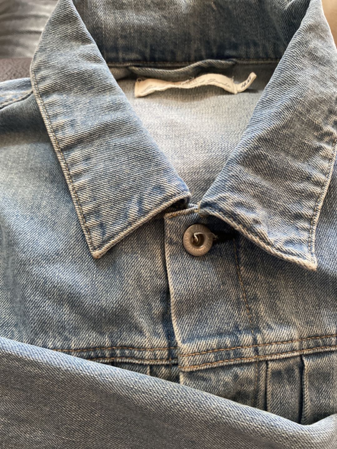 H&M jean jacket size M-L
