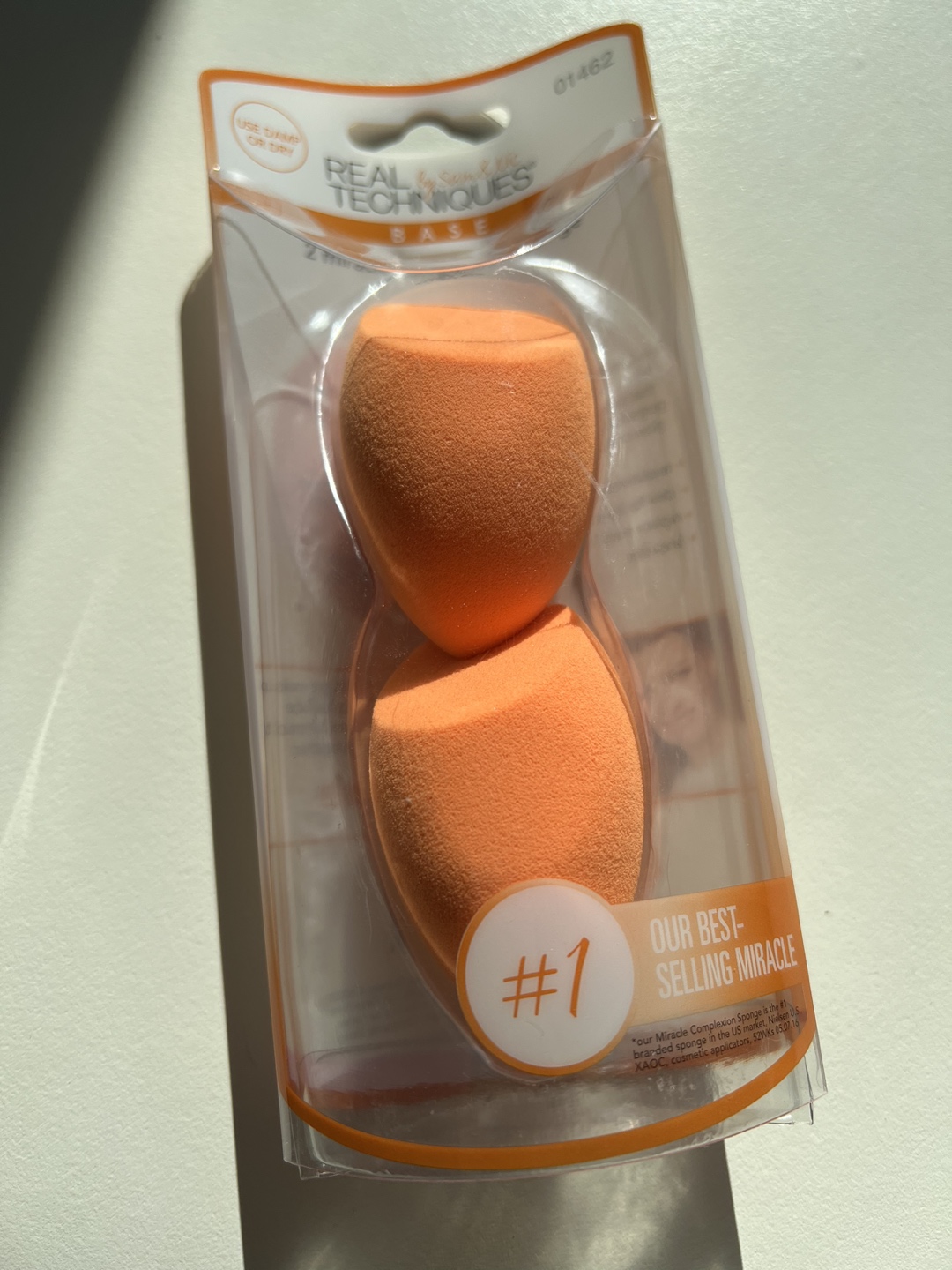 Real Techniques Make Up Sponge thumbnail