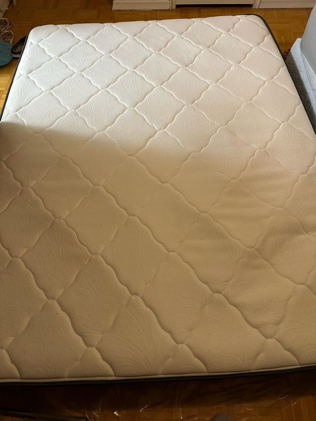 Queen spring mattress - photo 3