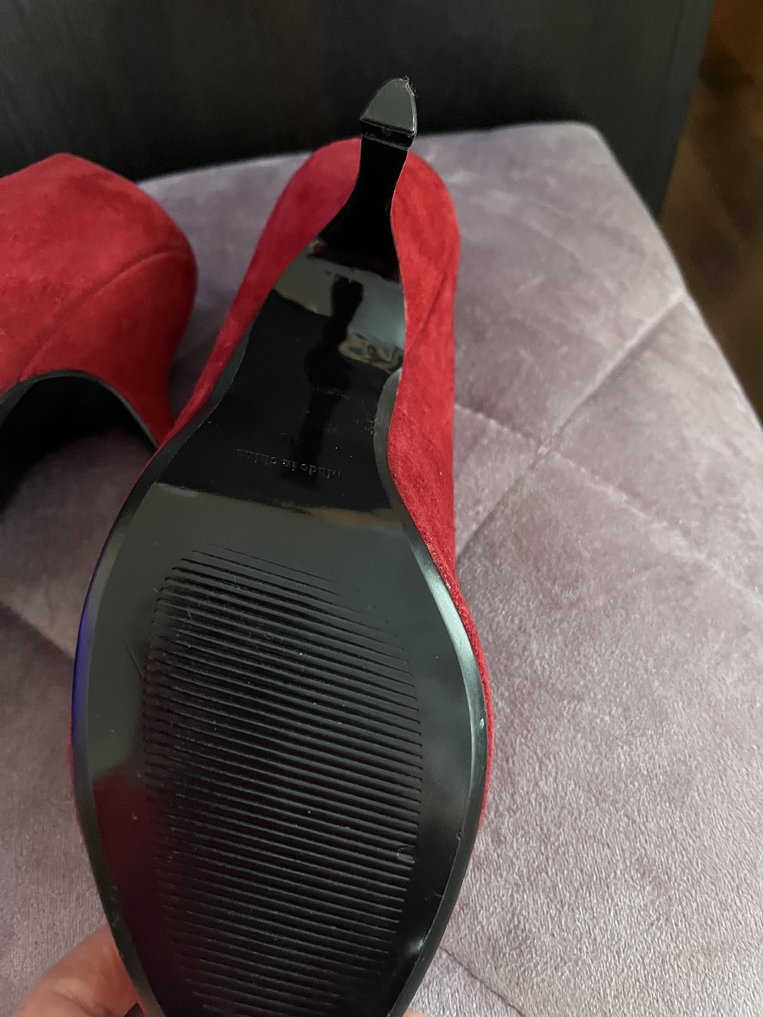 Red suede heels, size 8.5 new image indicator(7)