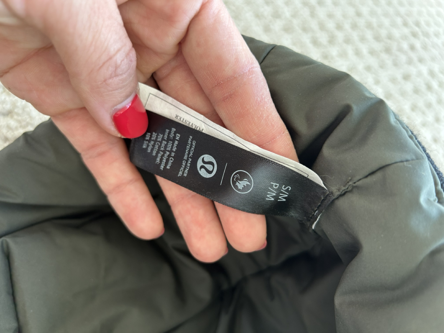 Lululemon On My Level Bag 19L image indicator(3)