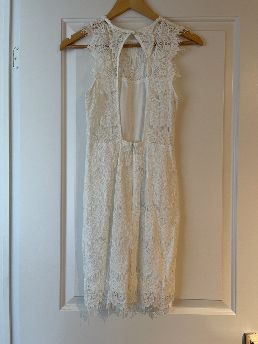White mini dress - photo 2