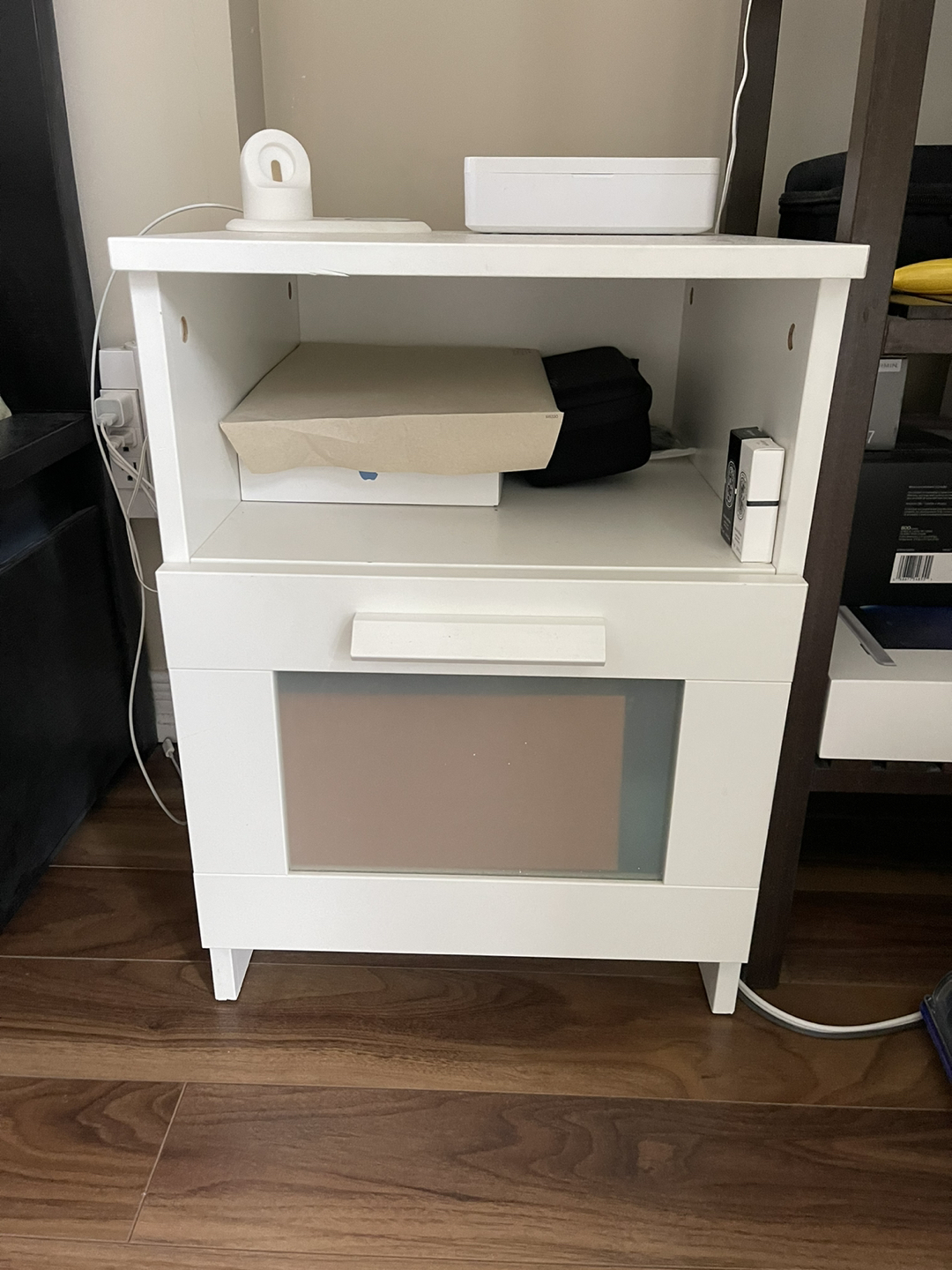 Night stands - photo 2
