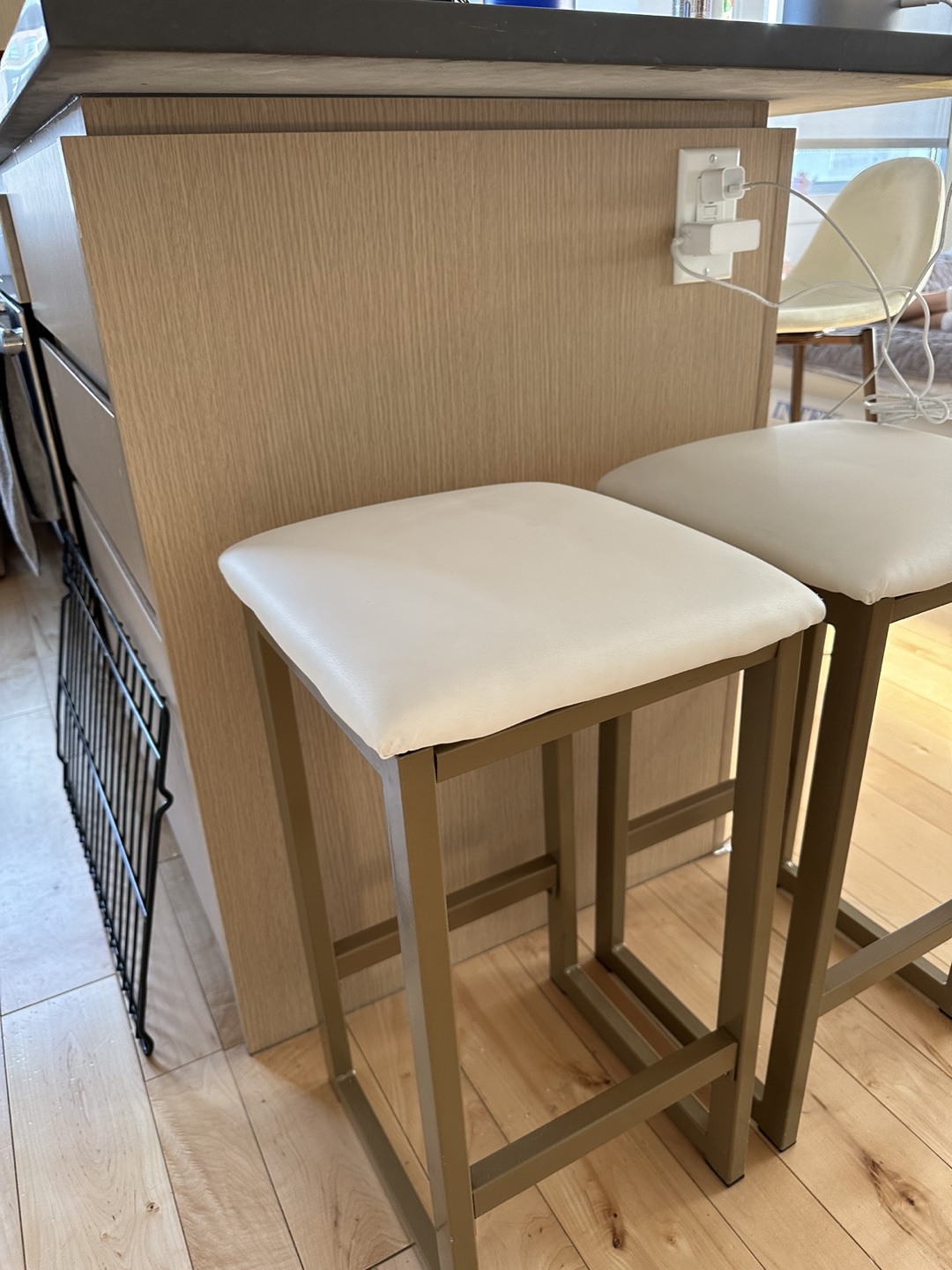 Counter Stools - photo 2