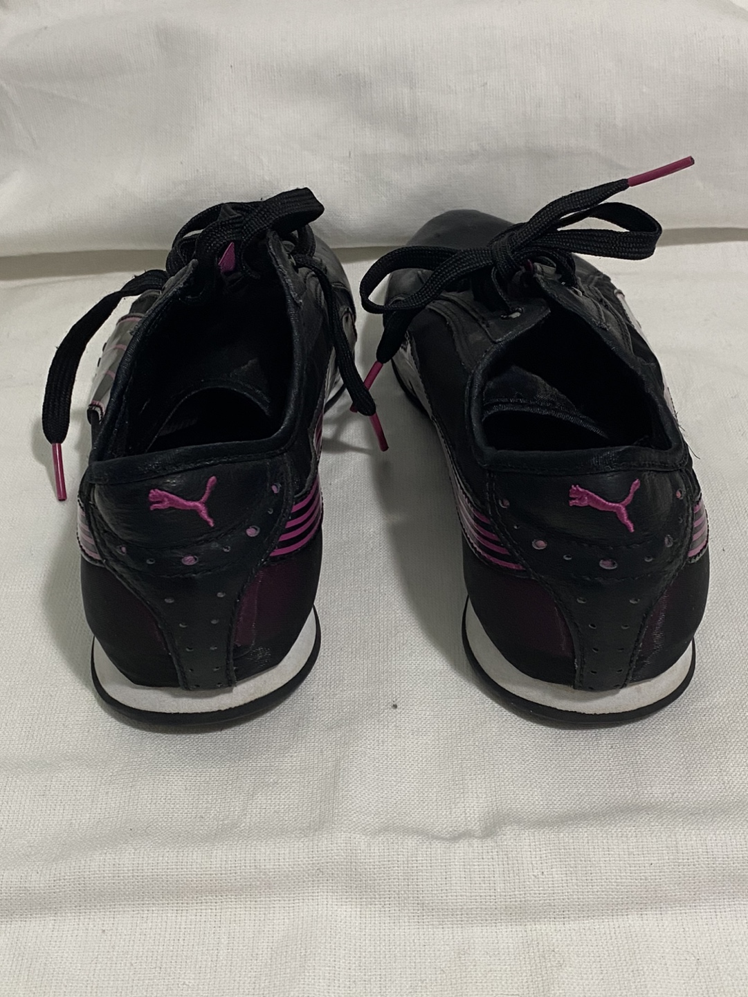 Puma Sneakers Runners Black Size 9 image indicator(3)